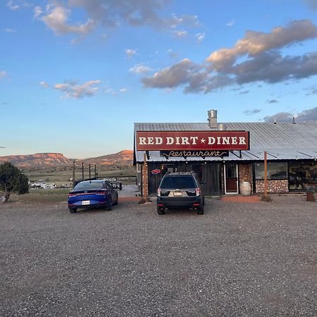 The Riverside Ranch Motel And Rv Park Southern Utah Гатч Екстер'єр фото