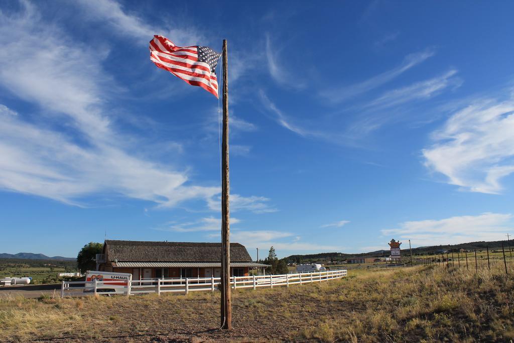 The Riverside Ranch Motel And Rv Park Southern Utah Гатч Екстер'єр фото